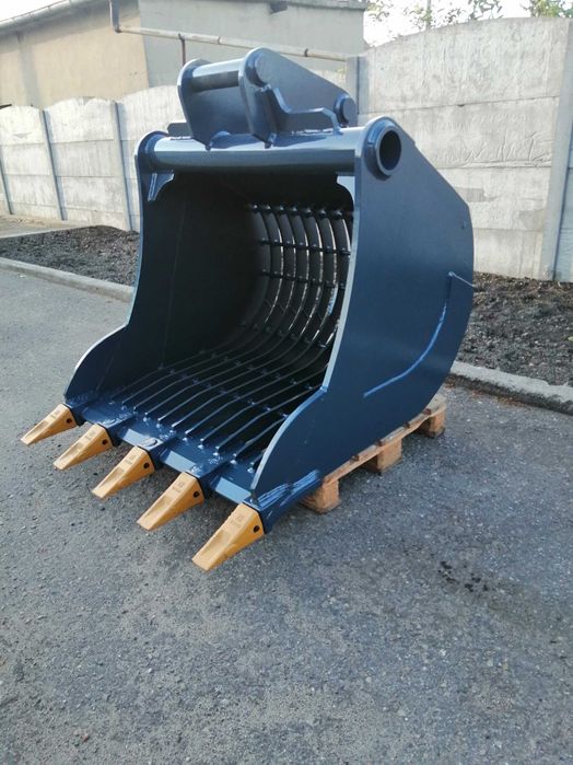 NOWA Łyżka Ażurowa  1200mm 12500zł Netto
