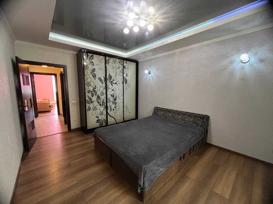 Продаж двокімнатної квартири біля Центрального парку