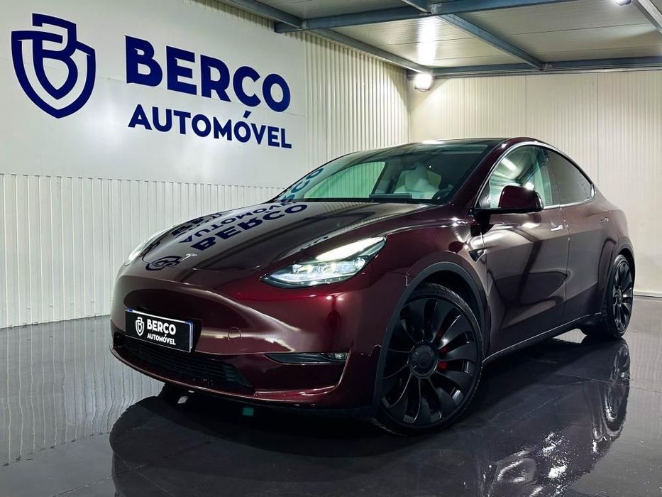 Tesla Model Y Performance Dual Motor AWD