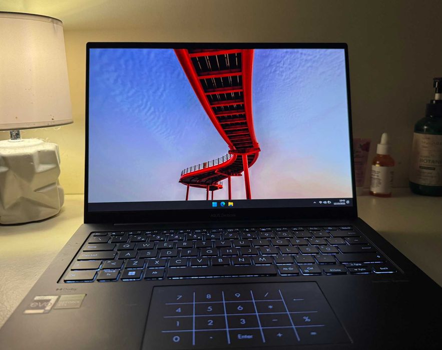 Asus ZenBook  i7 + RTX 3050 - Novo c/Garantia!