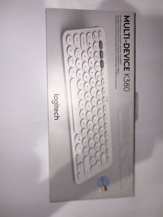 Бездротова Bluetooth клавіатура Logitech