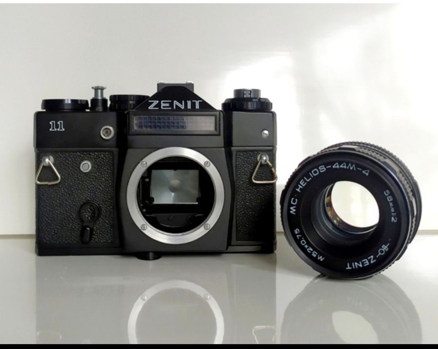 Объектив MC Helios-44M-4. Фотоаппарат ZENIT 11