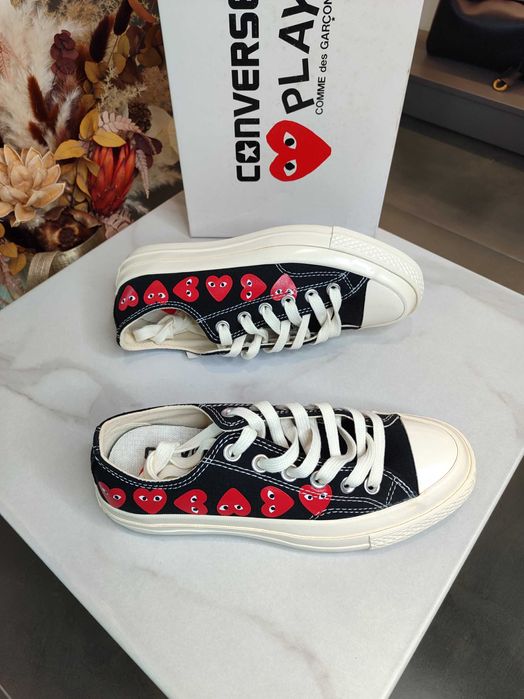Кеди Converse x Comme Des Garcons Play Red Multi Hearts Low Top Black