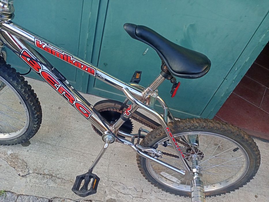 Bicicleta Berg Camicaza com rotor