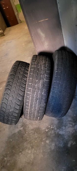Opony 215/75/16C Zima