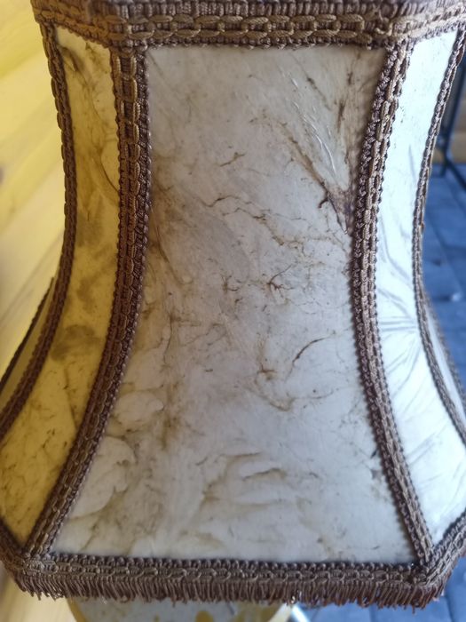 Abażur skóra , lampka dębowa .