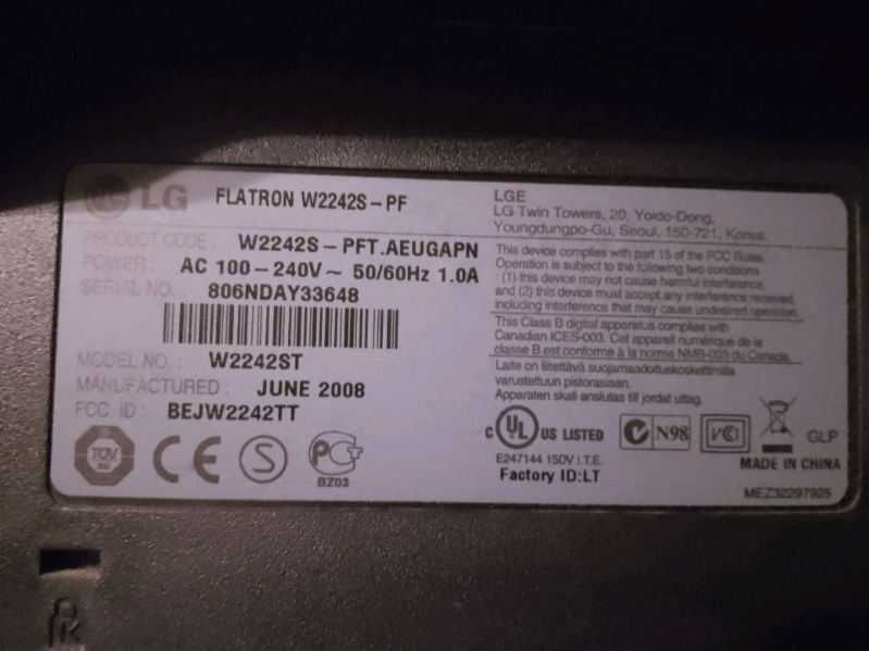 Monitor LCD LG Flatron W2242S-PF 22" używany uszkodzony niedziałający