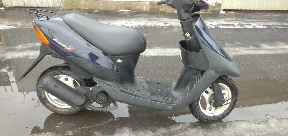 Скутер Suzuki Lets