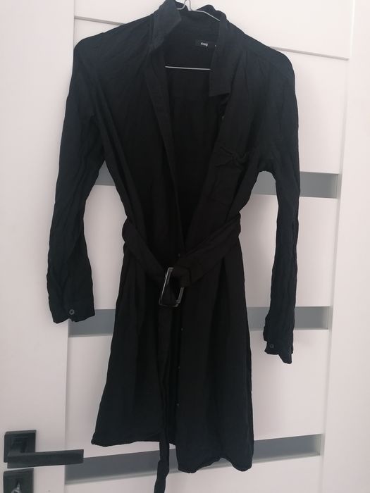 Sukienka koszulowa z paskiem