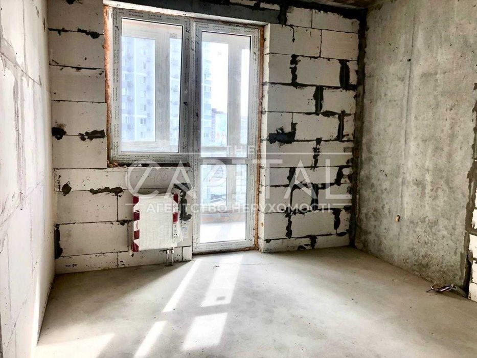 Продаж  Квартира ЖК Лебединый 42м2 вулиця Ревуцького Київ