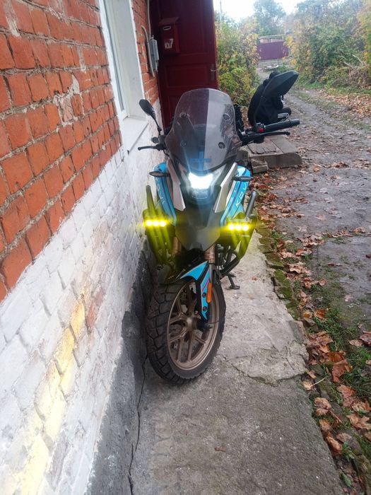 продам мотоцикл Kovi adv300