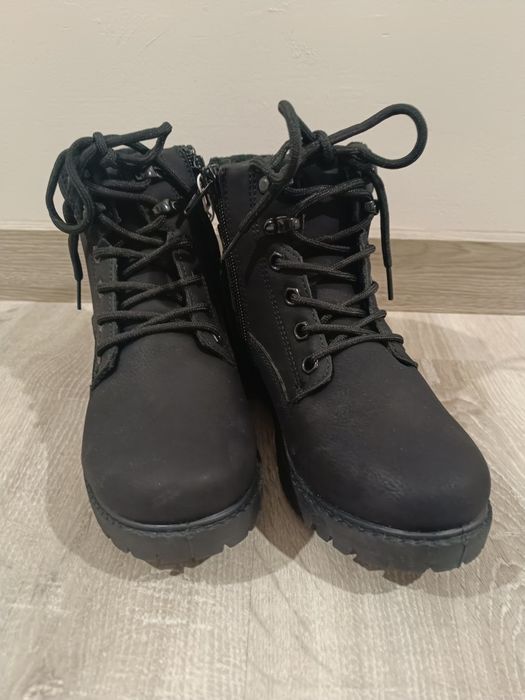 Buty botki trapery sztyblety 32 reserved ocieplane czarne