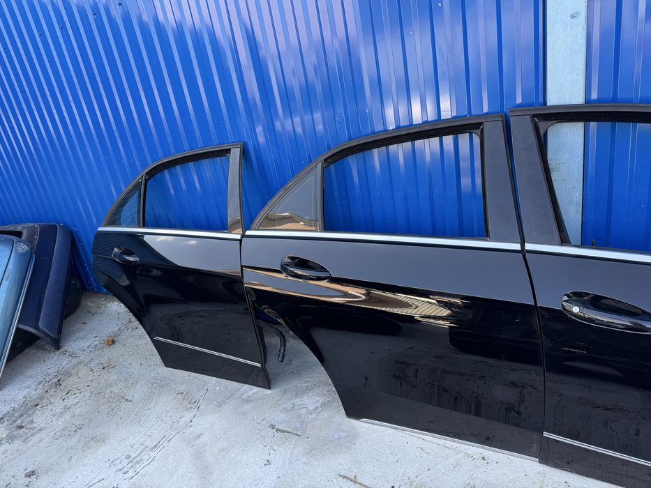 Двері Mercedes w212 E-klass 040 чорні