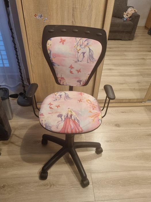 Fotel dla dziewczynki