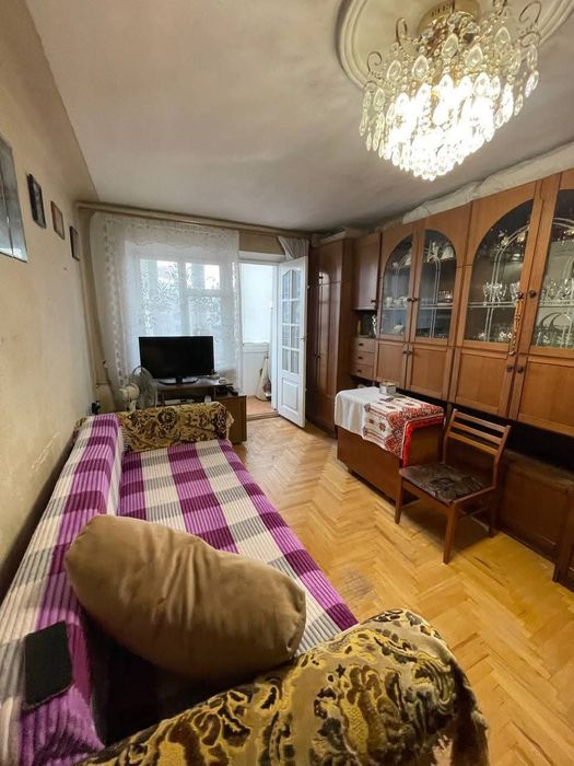 Здається однокімнатна квартира по Незалежності центр