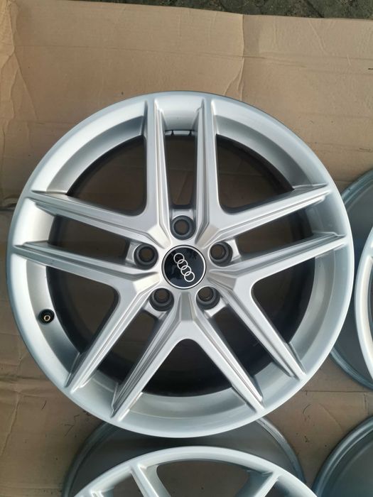 Alufelgi Felgi 17" Audi A4 B8 B9 8W9601025D