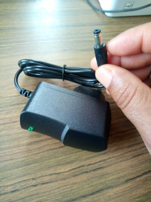 Carregador AC/DC saída 9V