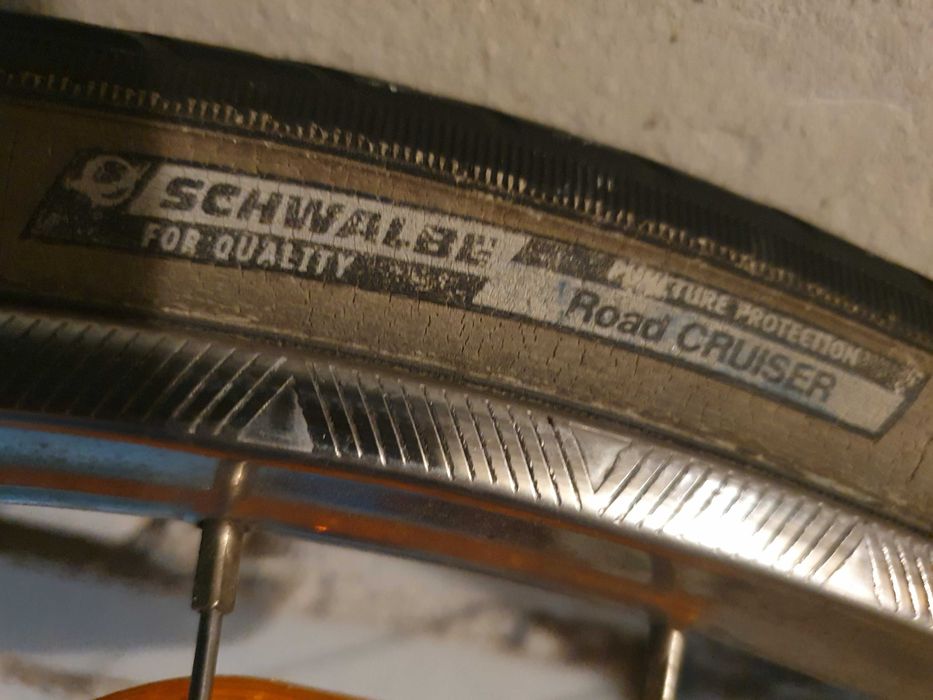 Zestaw kół do roweru 26 cali przód i tył z oponami schwalbe