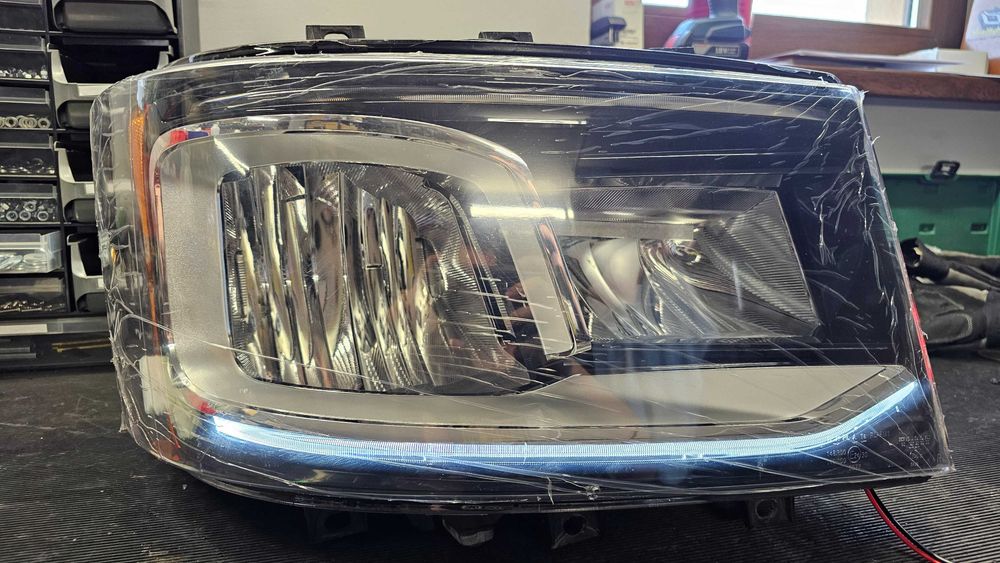 Reflektor lampa prawa lewa Scania R S Next Gen NG Full LED regeneracja