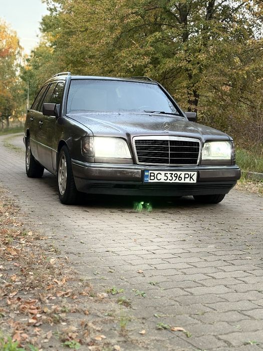 Mercedes-Benz s124