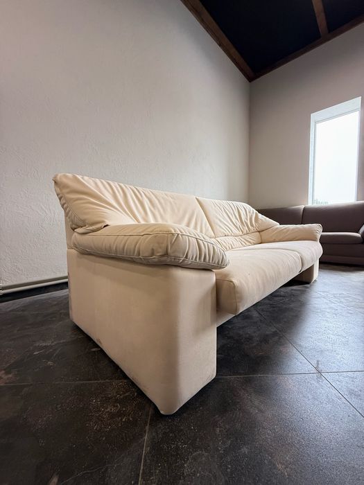 Продається новий диван!