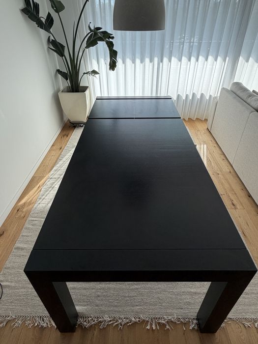 Mesa de jantar extensível madeira (6/8 pessoas )