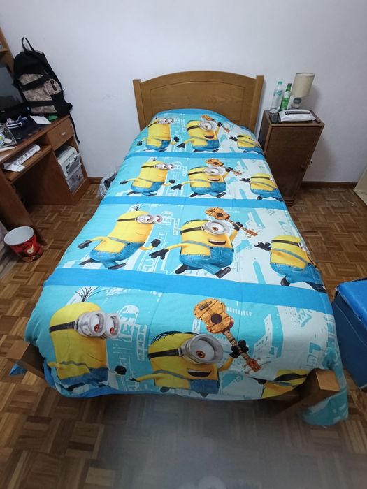 Cama solteiro + secretária + colchão