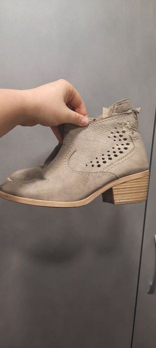 Взуття шкіра 37 р 24 см