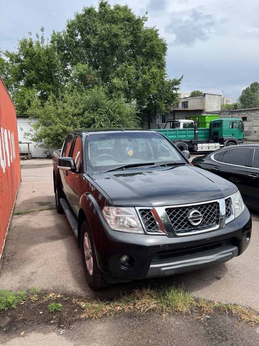 Nissan Navara D 40