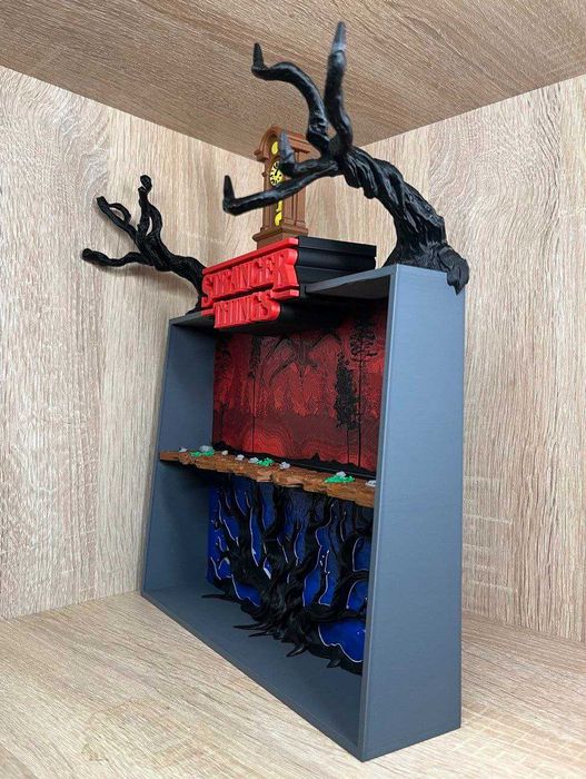 Поличка для фігурок Stranger Things з серіалу "Дивні Дива" Kinder Joy