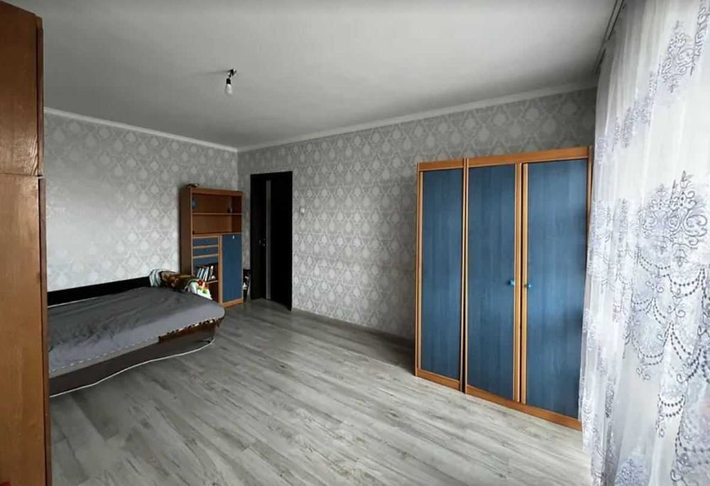 2к квартира з Ремонтом на Ближніх Гречанах, 52м2, Середній поверх