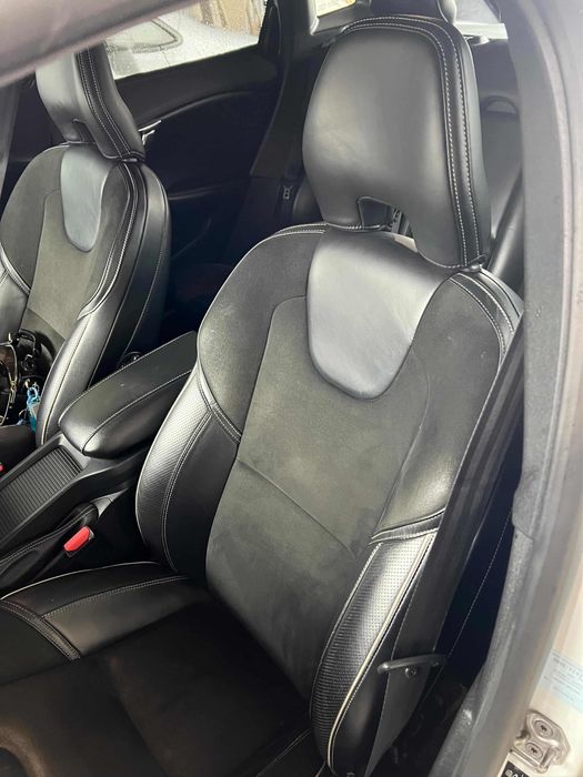 Volvo V40 D3 R-Design