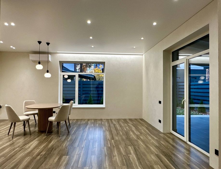 Будинок Дуплекс з новим ремонтом та меблями. Лісова Буча без комісії!