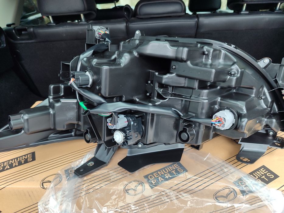 Фары Mazda cx 5 AFS оригинал