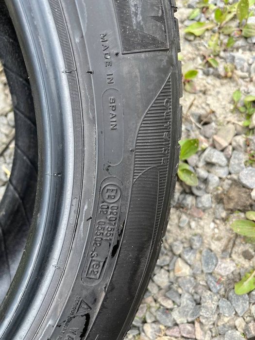 Шини  Michelin Primacy HP 225/50/17  v98 2шт.літо нові