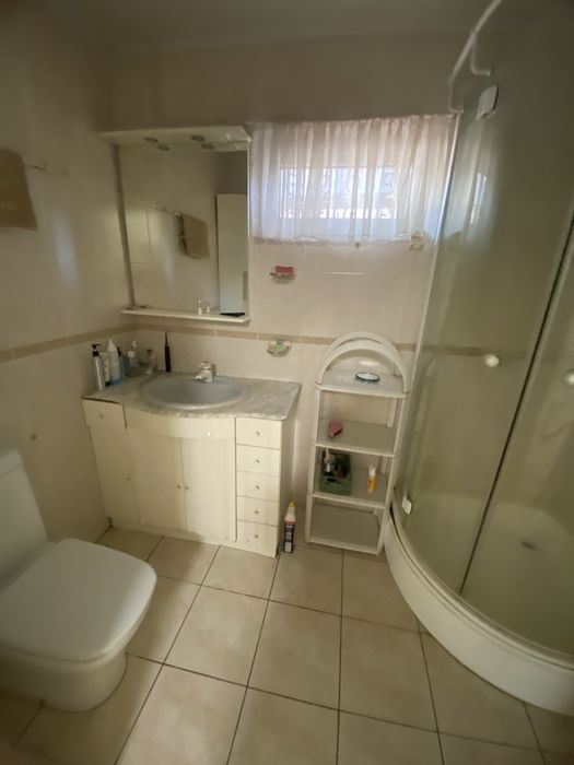 Продам  затишний будинок біля озера, Глеваха 30 км от Києва