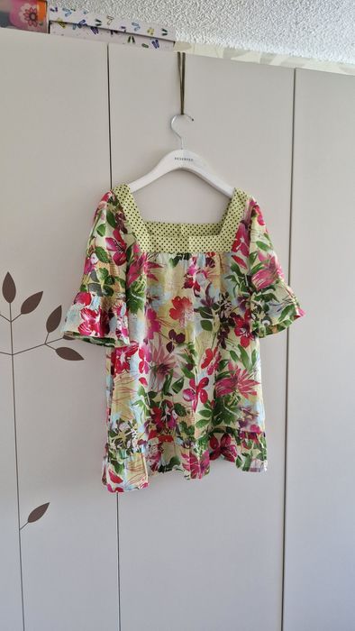 Energetyczna,kolorowa bluzeczka wiosna, lato 40. Marks&Spencer.