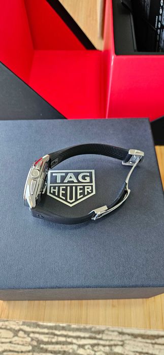 TAG Heuer Connected Men's Black Watch E4 42mm - SBR8010.BA0617