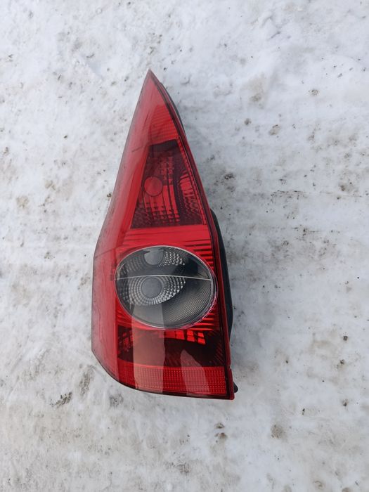 Задні фонарі рено меган 2.