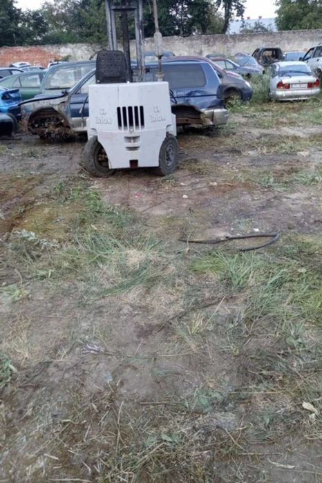 Вилочний навантажувач
