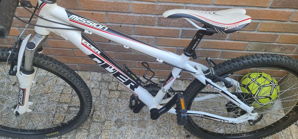 Bicicleta QÜER criança