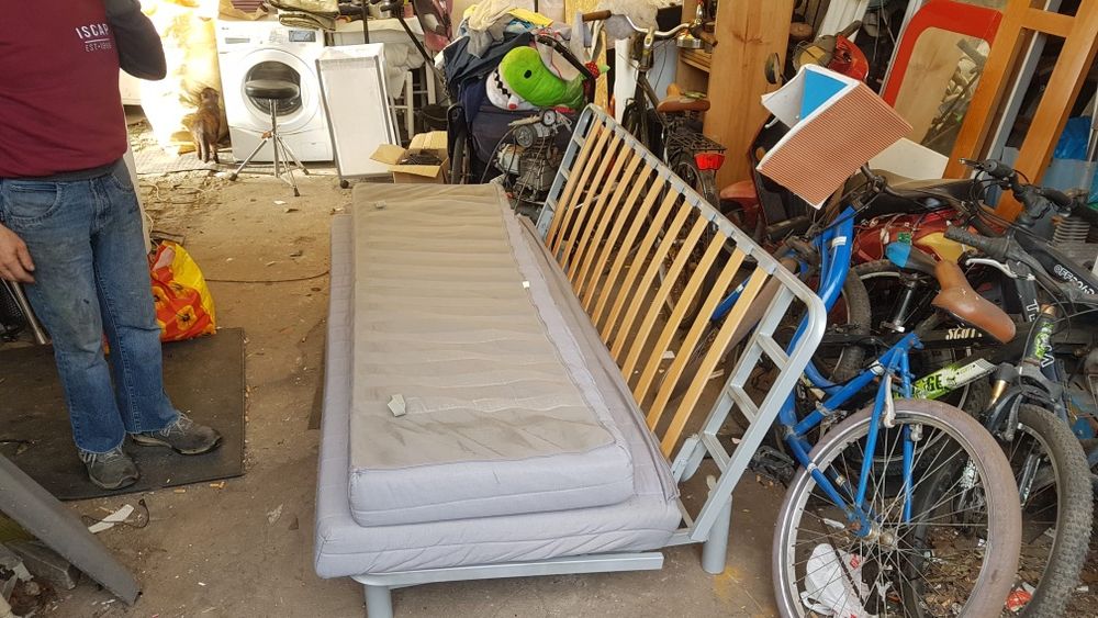 Sofá cama ikea bom estado