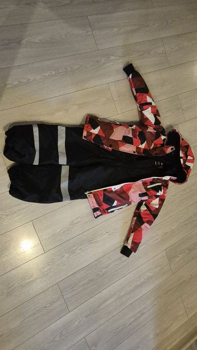 Лижний костюм Вайкікі ,зимова куртка, комбинезон