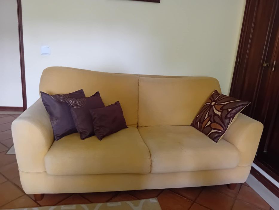 Móveis de casa em perfeito estado