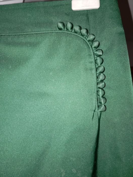 Saia de cerimónia Hoss Intropia