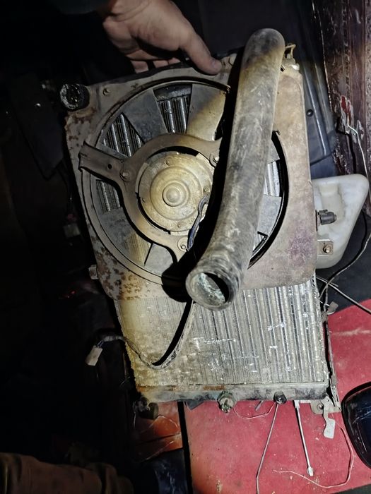 Продам запчастини ВАЗ 21099