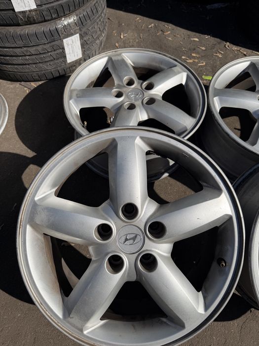 Диски 4 шт R 17 5/114 Hyundai Оригінал .