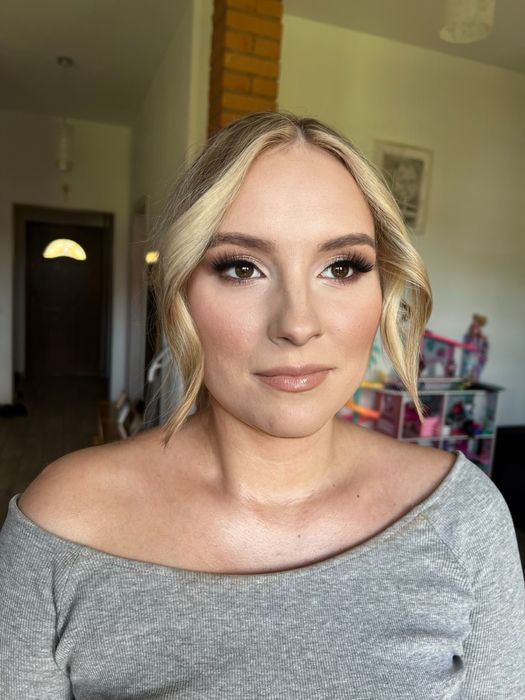 Profesjonalny Makijaż, Fryzury, Dojazd- Dobre Ceny