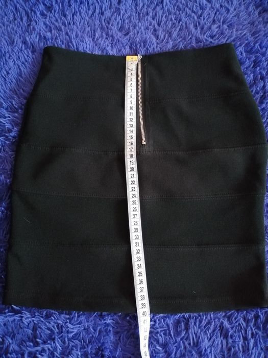 Spódnica MINI, firmy AMISU, XS