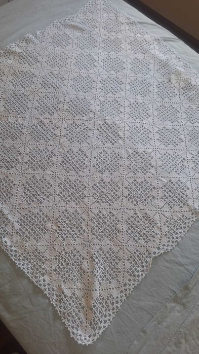 Toalha de mesa em renda 1.10m